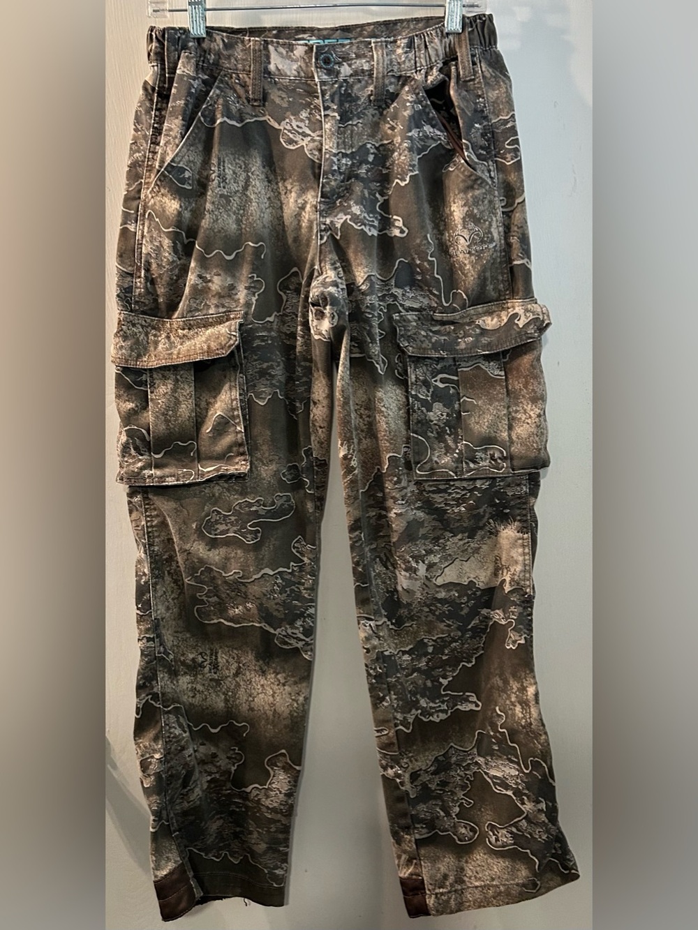 Women’s Cargo Pants in green Camo Size S (4-6)